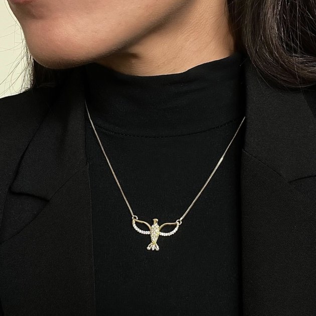 Colar Zirc Bird Cravejado Banhado a Ouro 18k