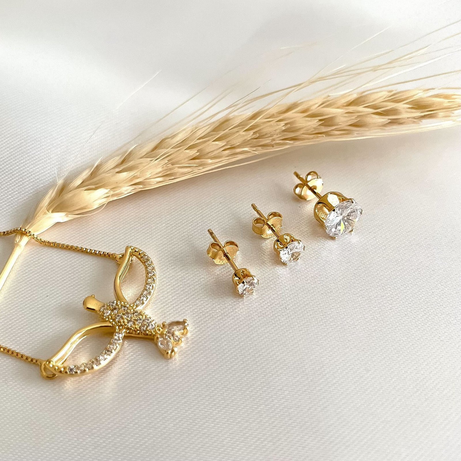 Trio de Brincos Ponto de Luz G - Imagem 3