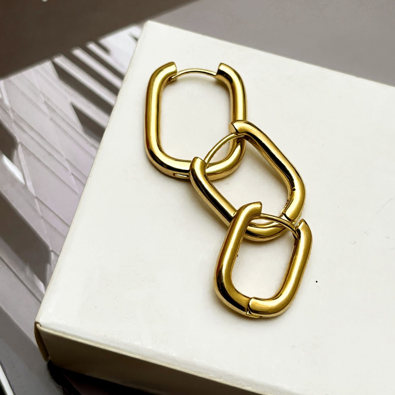 Trio de Brincos Retangular Elos Banhado a Ouro 18k - Imagem 6