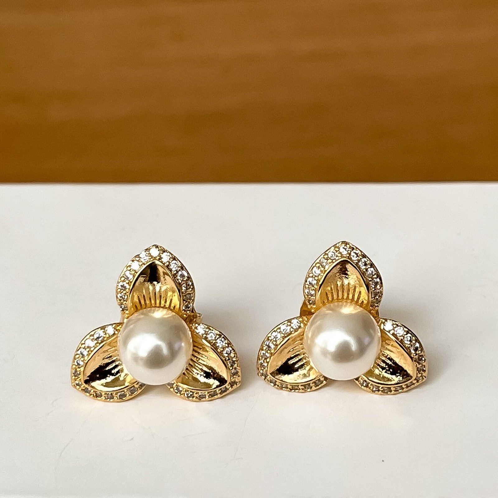 Brinco de Flor com Pérola - Imagem 3