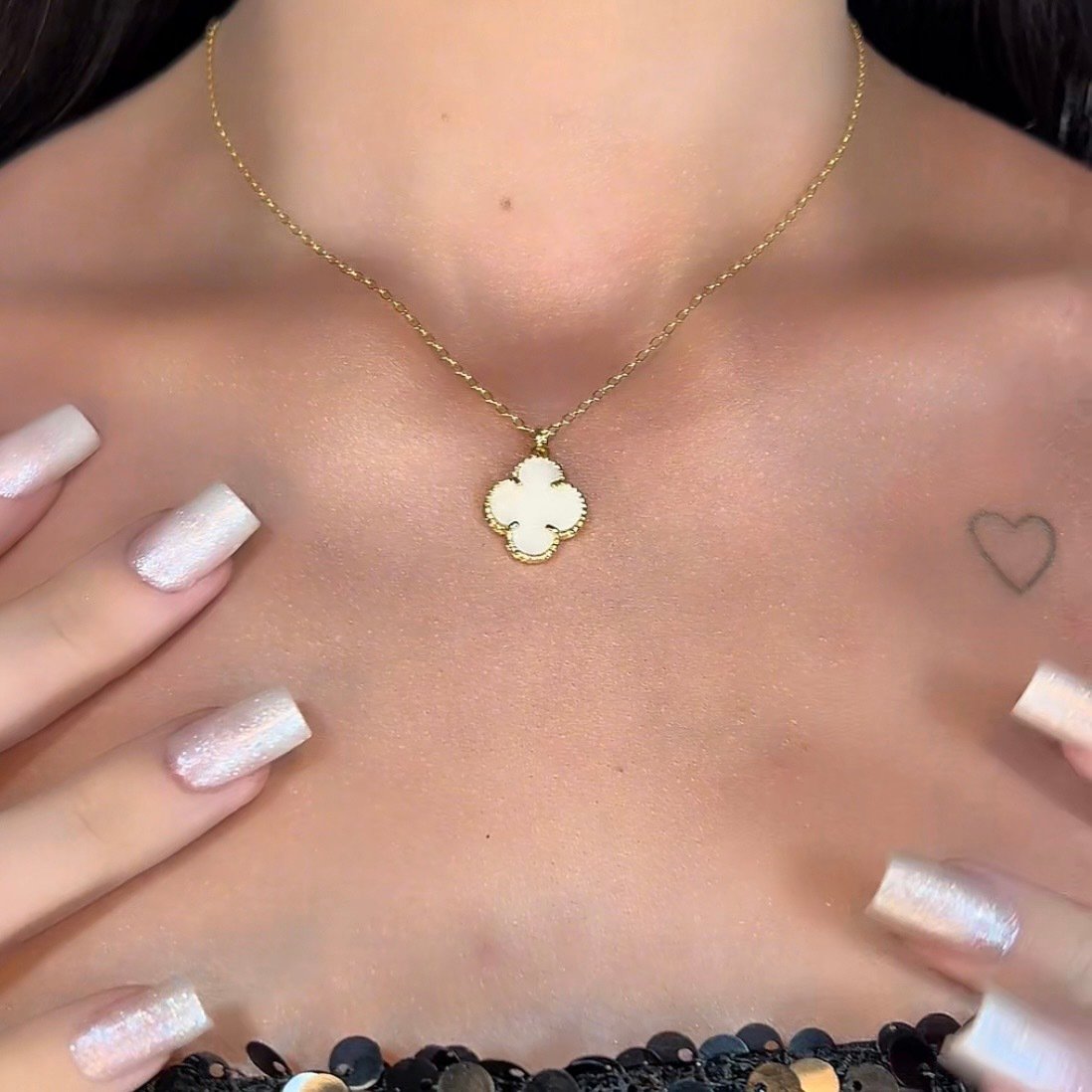 Colar Trevo Banhado a Ouro 18K - Imagem 3