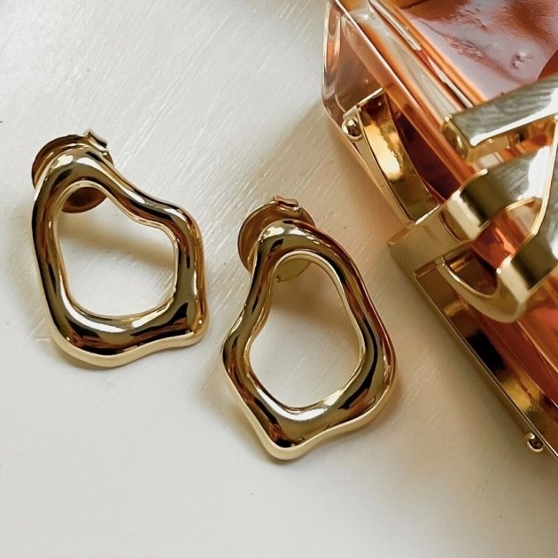 Brinco Orgânico –  Banhado a Ouro 18k