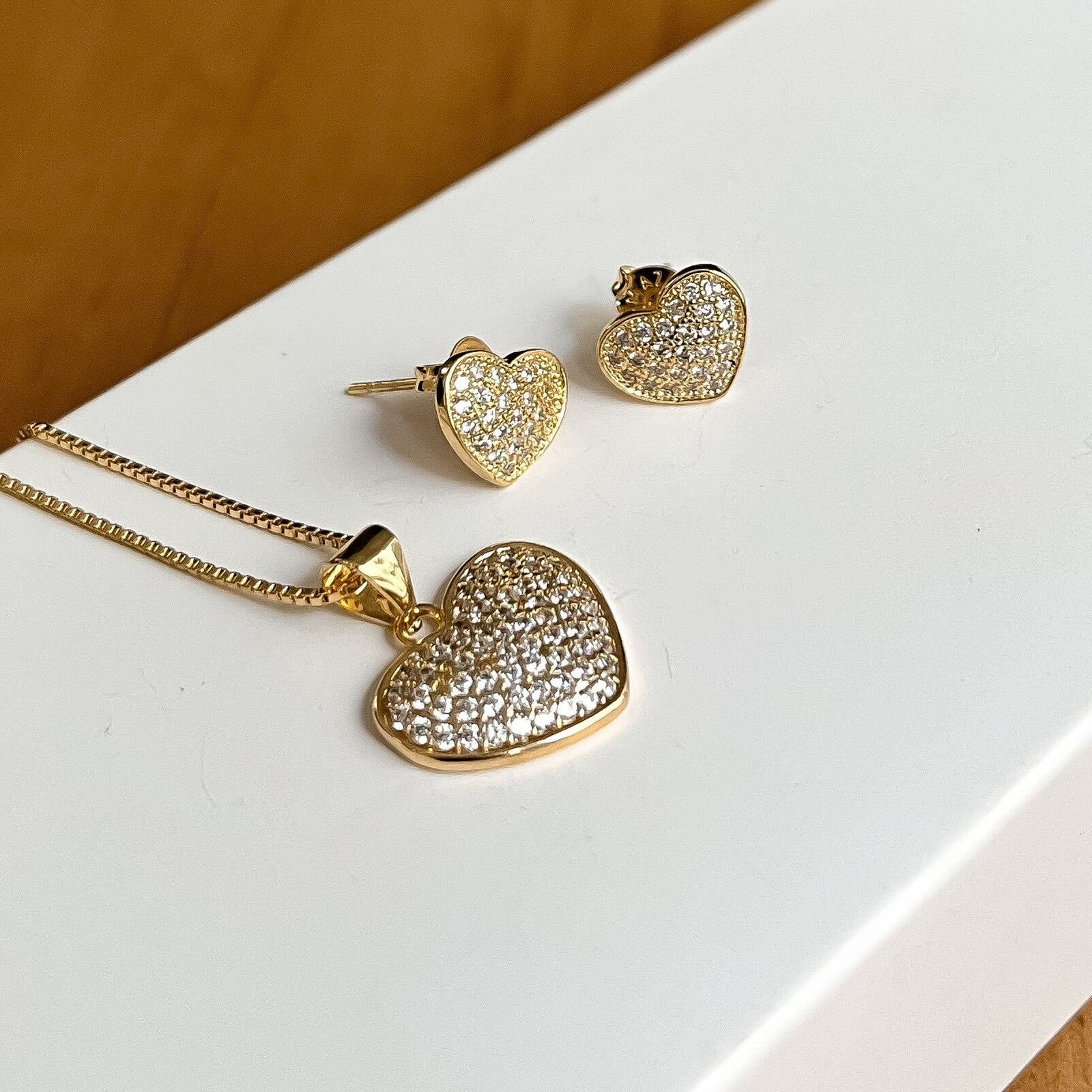 Conjunto Coração Cravejado Banhado a Ouro 18k - Imagem 3